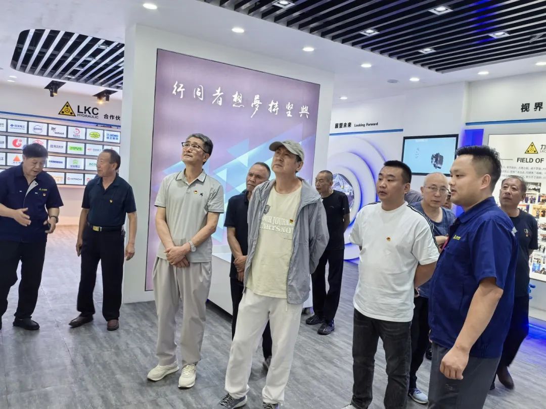 1751417228173413.jpg 舉辦慶祝中國(guó)共產(chǎn)黨成立104周年主題黨日活動(dòng)3.jpg